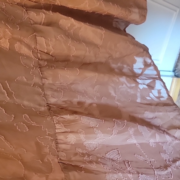 Beige Floral Midi Dress - Picture 14 of 15